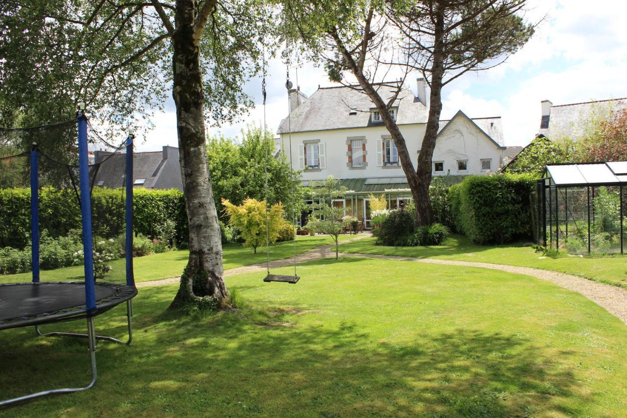 Au Fil De L'Aulne Bed & Breakfast Chateauneuf-du-Faou Exterior photo